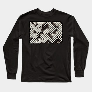 Black and White Maze Optical Illusion - Abstract Pattern Design Long Sleeve T-Shirt